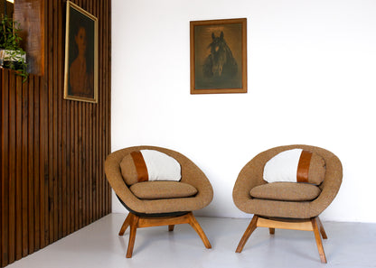 Pair of Mid-century Tub Chairs