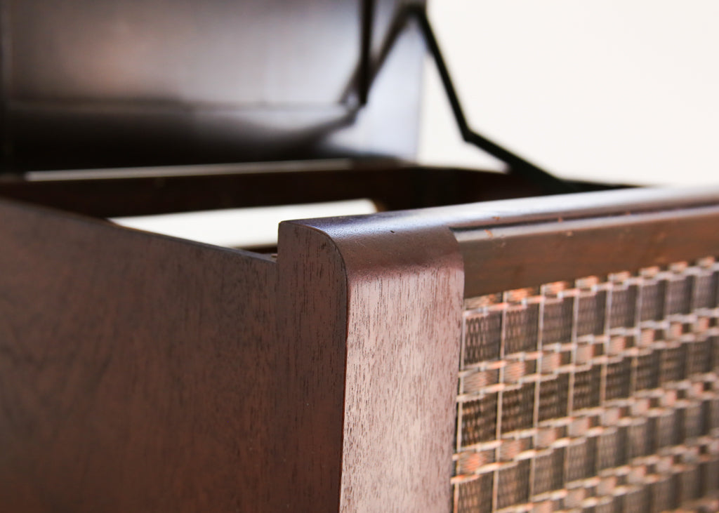 1940's General Electric Valve Radio and Record Player