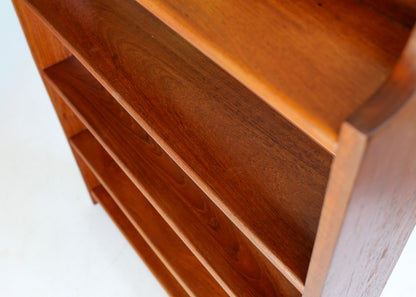 Solid Wood Arts and Crafts Book Shelf