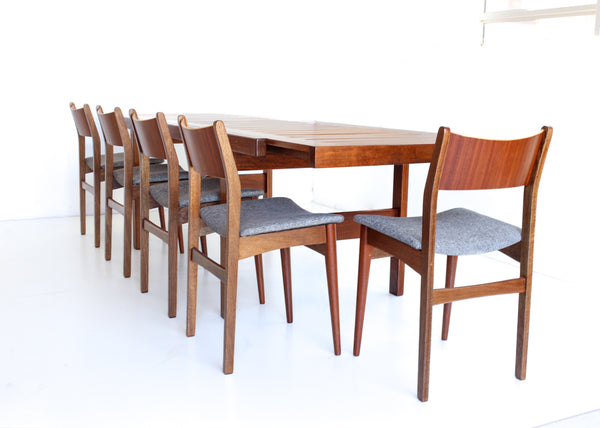 Six to 10 Seater Kiaat Dining Table by John Tabraham for Kallenbachs