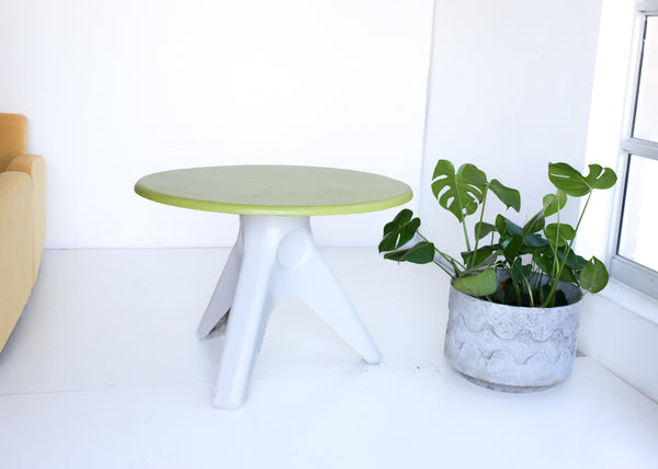 Vintage Fiberglass Garden table