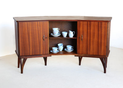 Low Drinks Counter