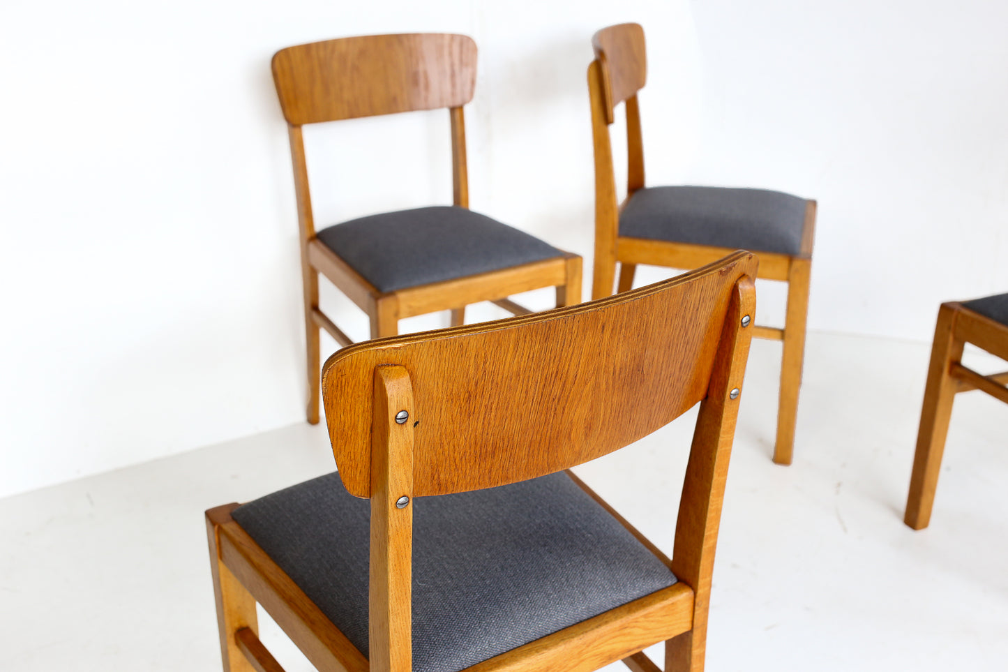 Set of Four Mid-century Dining Chairs