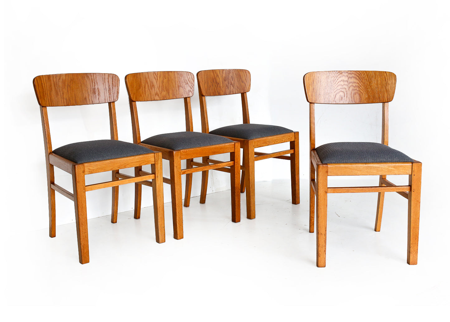 Set of Four Mid-century Dining Chairs