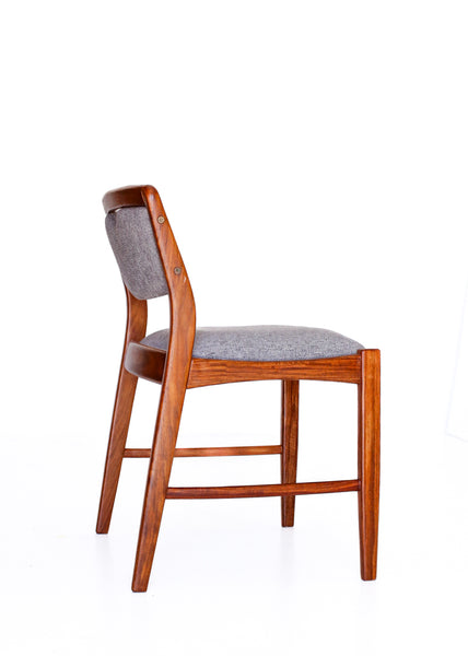 Set of Six Artecasa Dining Chairs