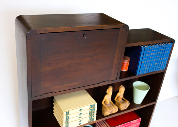 Vintage Merlin Bookshelf