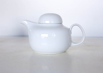 Vintage 23 Piece Arzberg Germany White Porcelain Tea Set