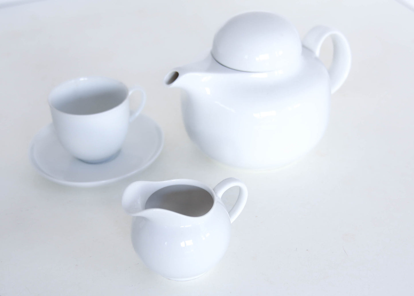 Vintage 23 Piece Arzberg Germany White Porcelain Tea Set
