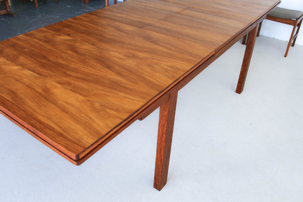 Extendable Kiaat Dining Table