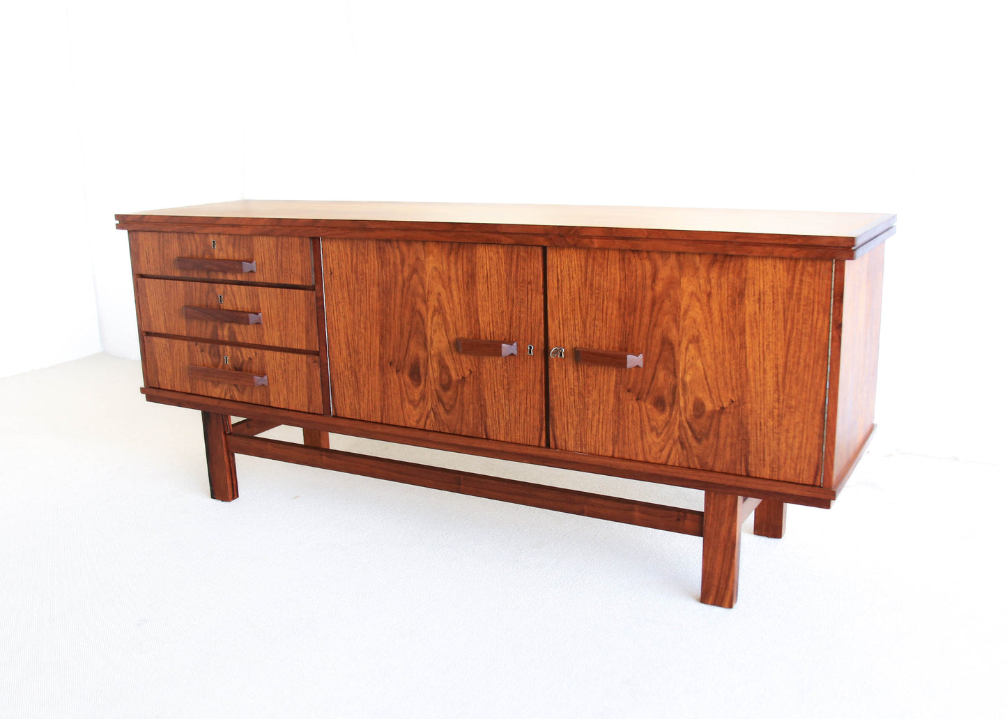 Kiaat Sideboard