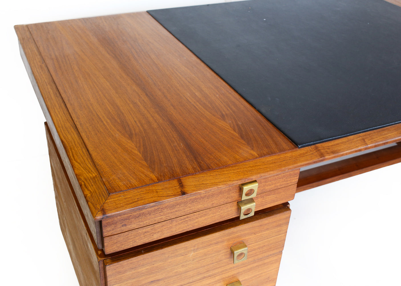 Large Scandinavian Modern Style Desk