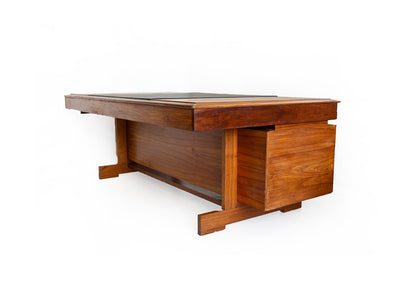 Large Scandinavian Modern Style Desk