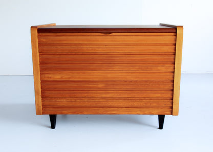 Heavy 1960's Linen Kist