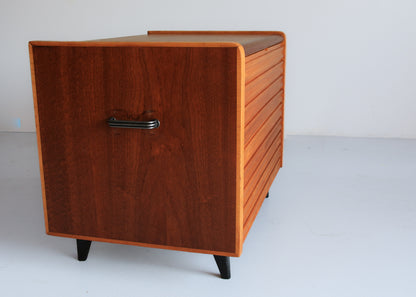 Heavy 1960's Linen Kist