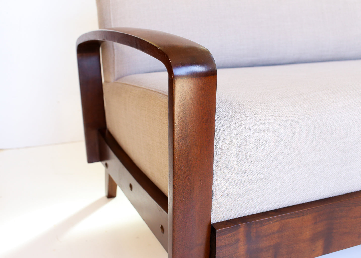 Scandinavian Modern Style Mid-century Sofa
