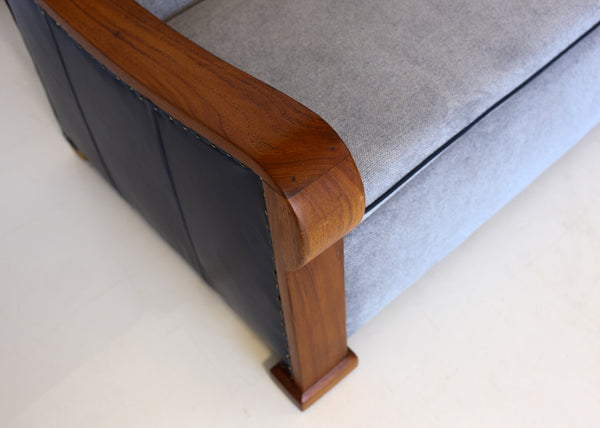 Gable Back Art Deco Couch, 1930s