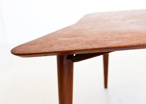 Mid-century Cloverleaf Shape Coffee TableA layered wood top