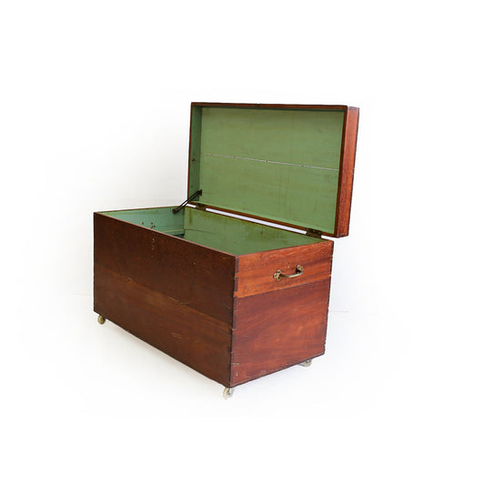 Partridge Wood Vintage Kist