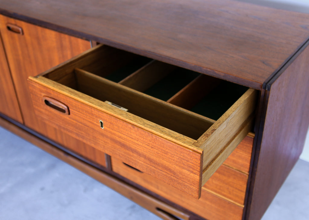 Teak Frystark Sideboard