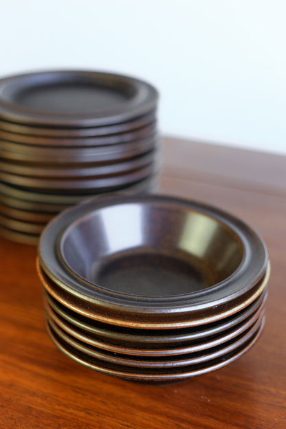 12 Place Arabia Ruska Dinner Set - Finland 1960s