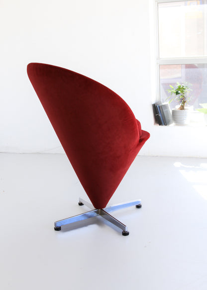 1960's Swivel Chair in the Style of Verner Panton