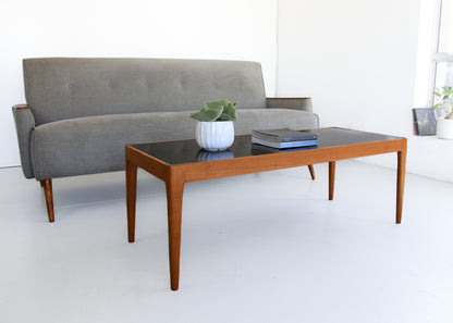 The Huisraad Modern Piekfyn Coffee Table - small and large
