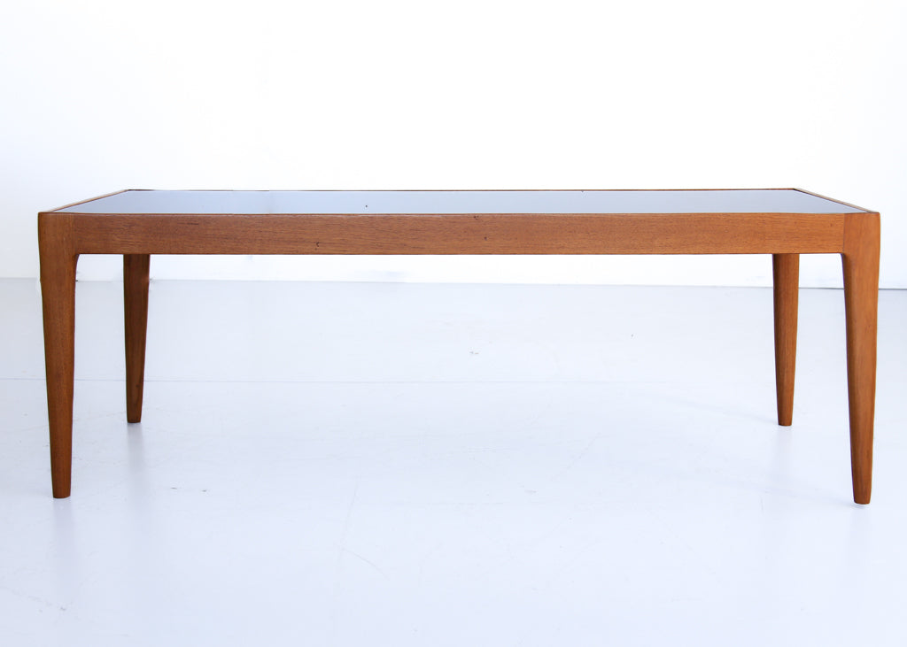 The Huisraad Modern Piekfyn Coffee Table - small and large