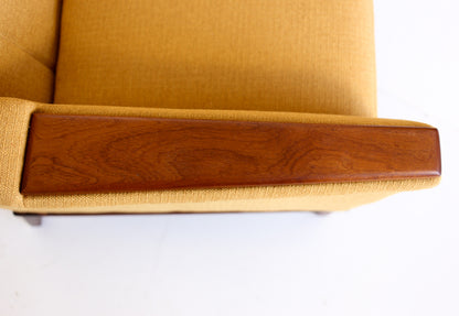 Airflex Sofa on a Wooden Plinth