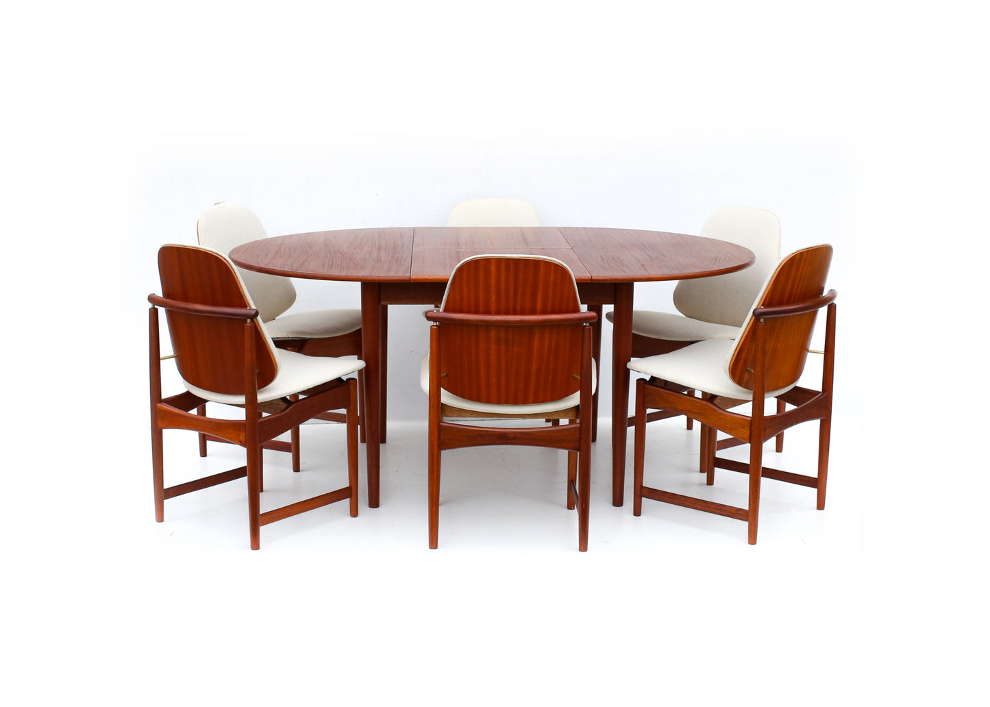 Frystark Extendable Dining Table