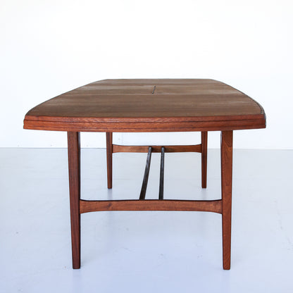 Extendable 1960's Dining Table