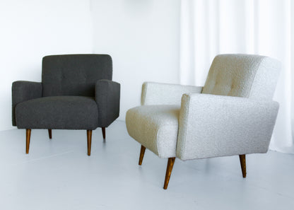 The Huisraad Modern Lazygirl Chair