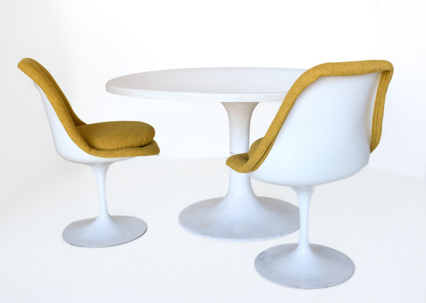 Six Retro Tulip Chairs and Round Table