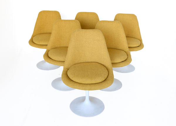 Six Retro Tulip Chairs and Round Table