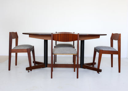 Solid Wood Extendable Dining Table