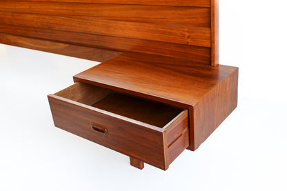 Queen Kiaat Headboard with Pedestals