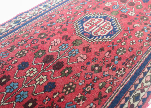 Small Vintage Persian Runner 1.6 x 0.7 m