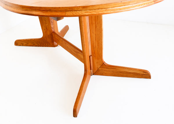 Vintage Extendable Dining Table