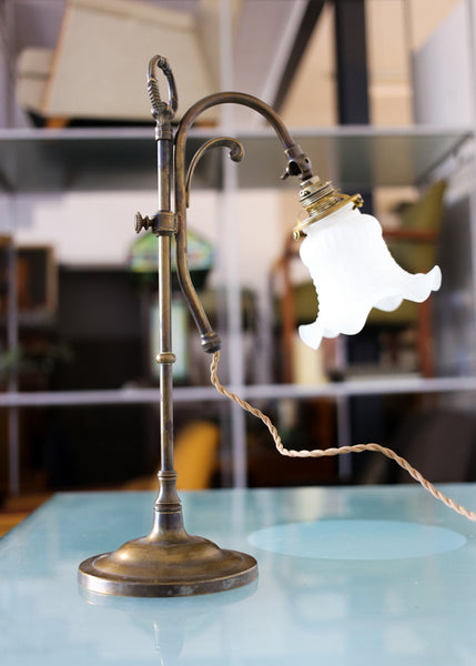 Art Nouveau Brass and Tulip Glass Table Lamp