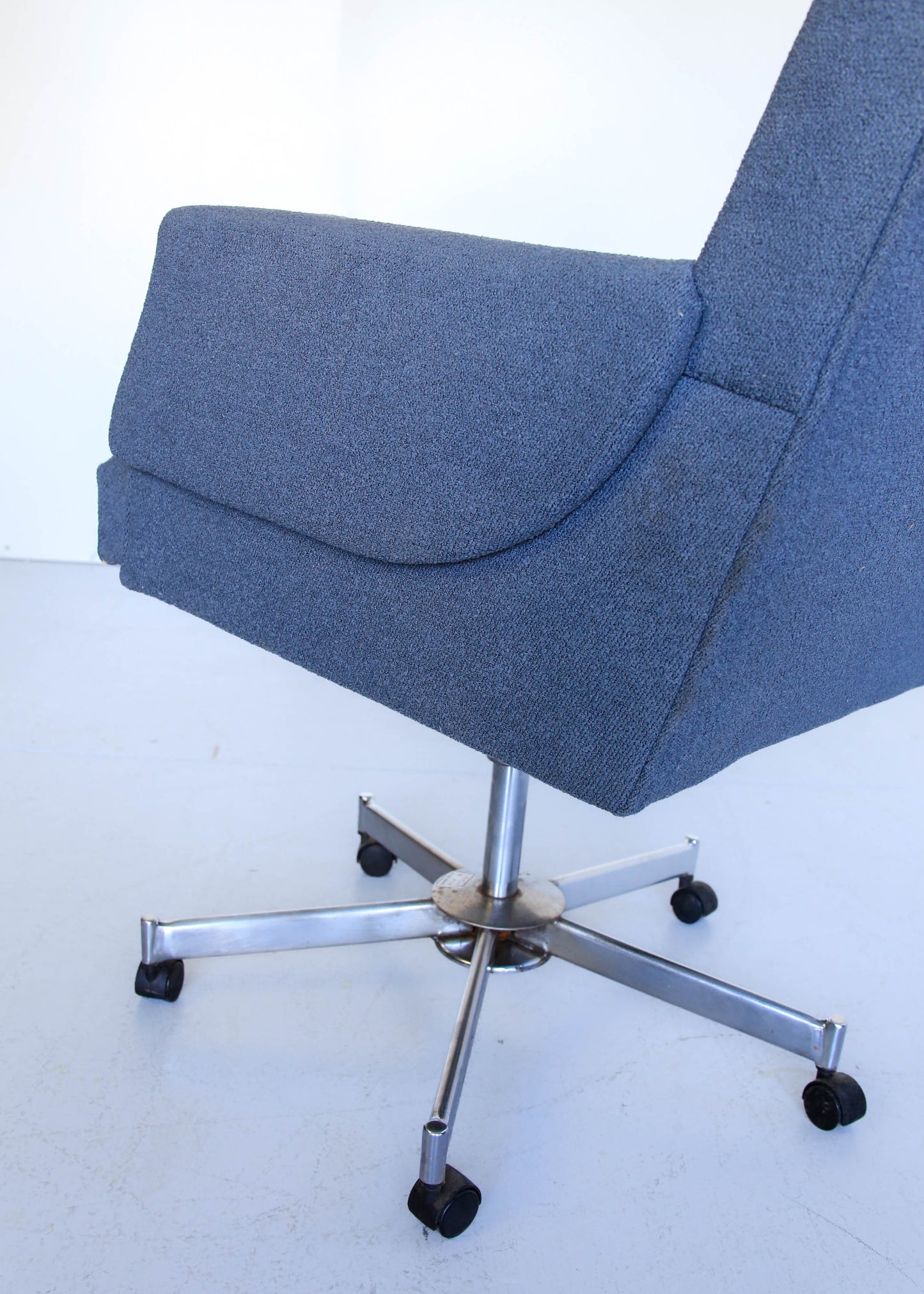 High Back Vintage Modern Desk Chair