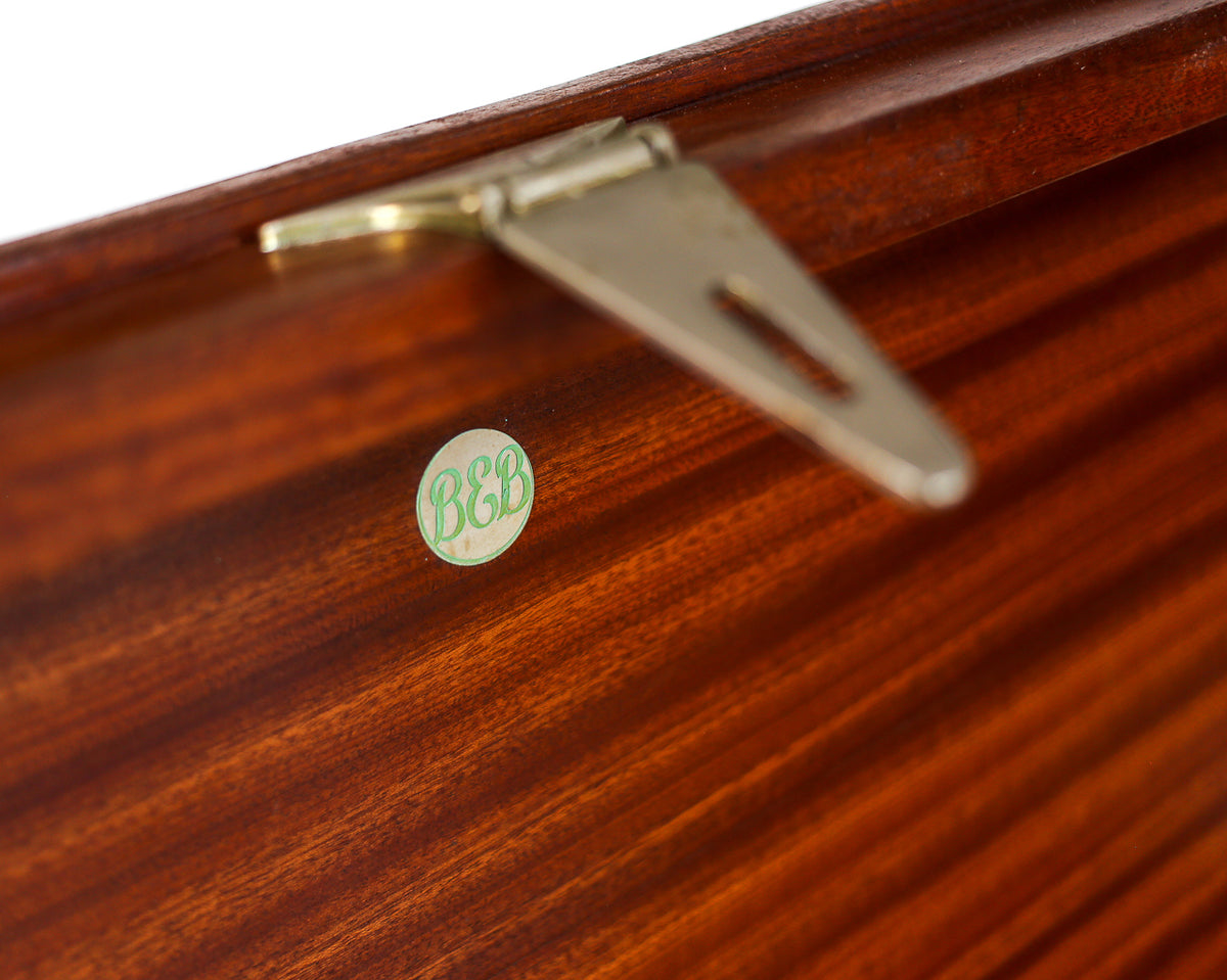 Mid-Century Kist with Tapered Legs and Shaped Top