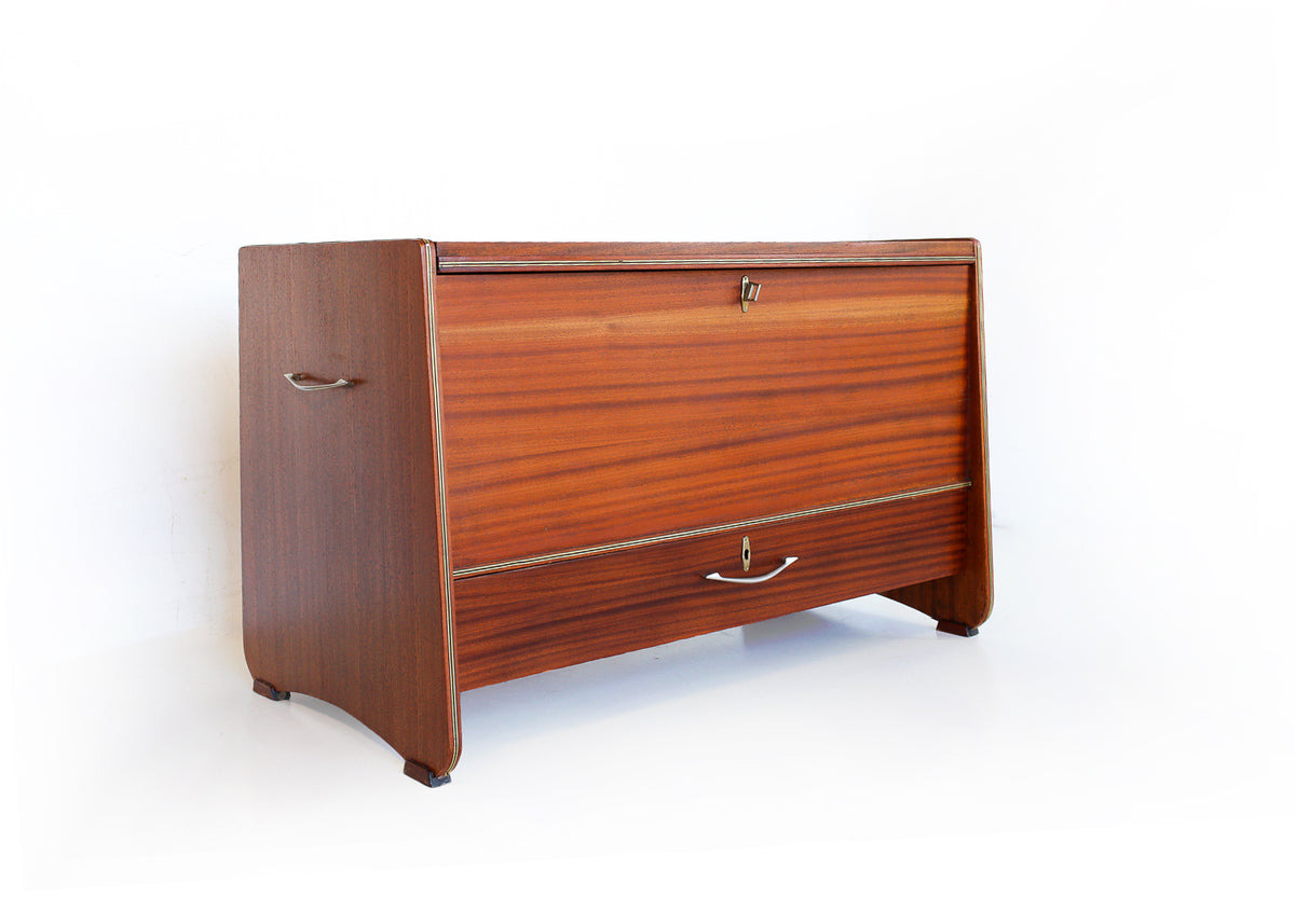 Vintage Kist with Drawer