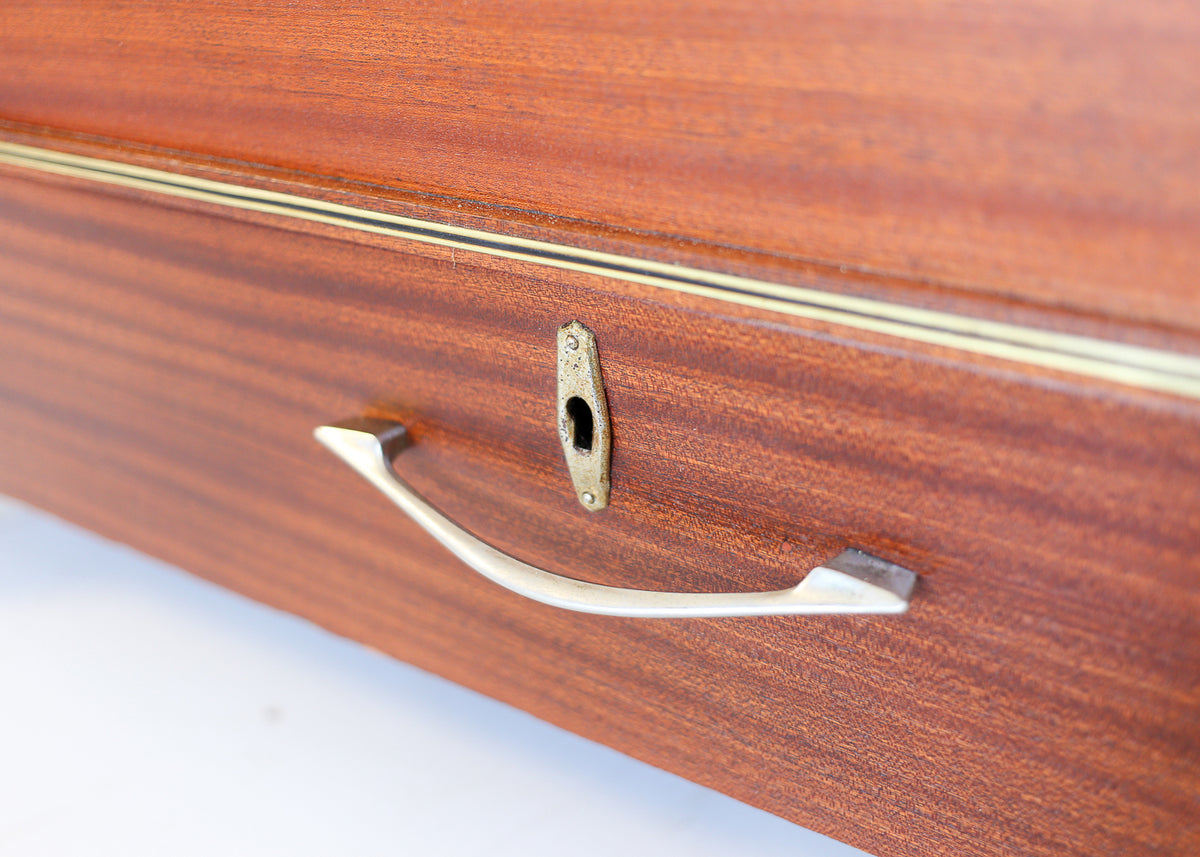 Vintage Kist with Drawer