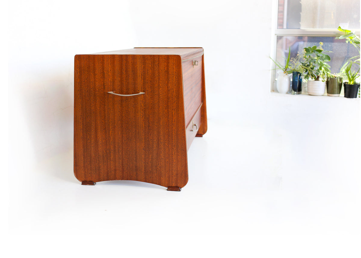 Vintage Kist with Drawer