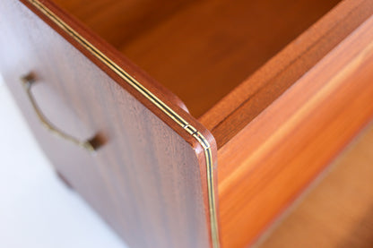 Vintage Kist with Drawer