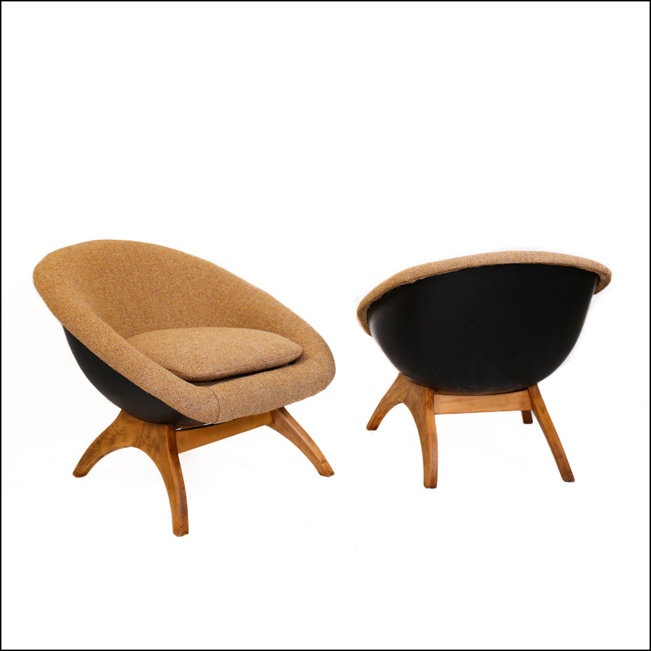 Pair of Mid-century Tub Chairs
