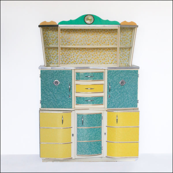 Retro Kitchen Cabinet