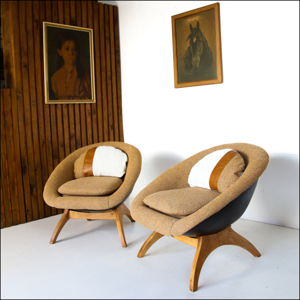 Pair of Mid-century Tub Chairs