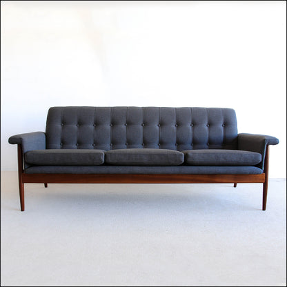 Three-Seater Vintage Modern Duros Sofa