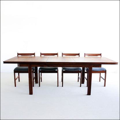Extendable Kiaat Dining Table