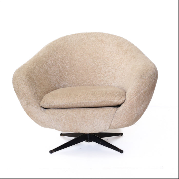 Authentic Mid-century Zodiac Chair